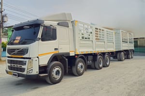 12 ล้อกระบะคอกพร้อมหาง VOLVO FM 440 แรงม้า ปี 2556 (2894,6467)