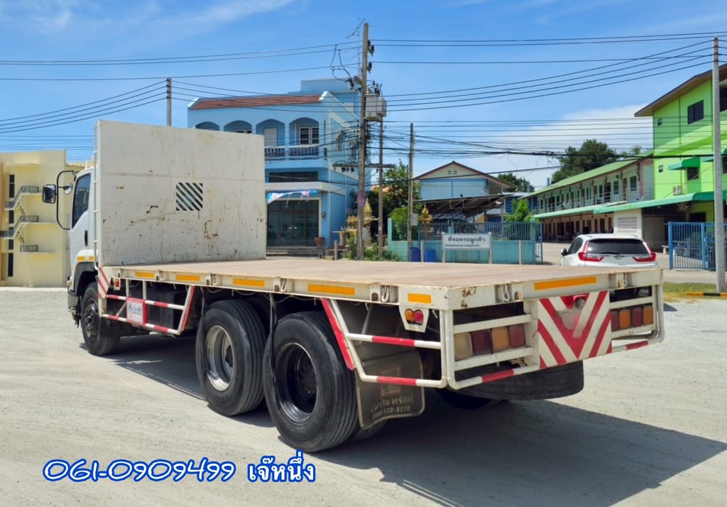 สิบล้อพื้นเรียบสองเพลา Isuzu Fvz 300 แรงม้า ปี 2557 (0978) สิบล้อพื้นเรียบสองเพลา Isuzu Fvz 300 แรงม้า ปี 2557 (0978)