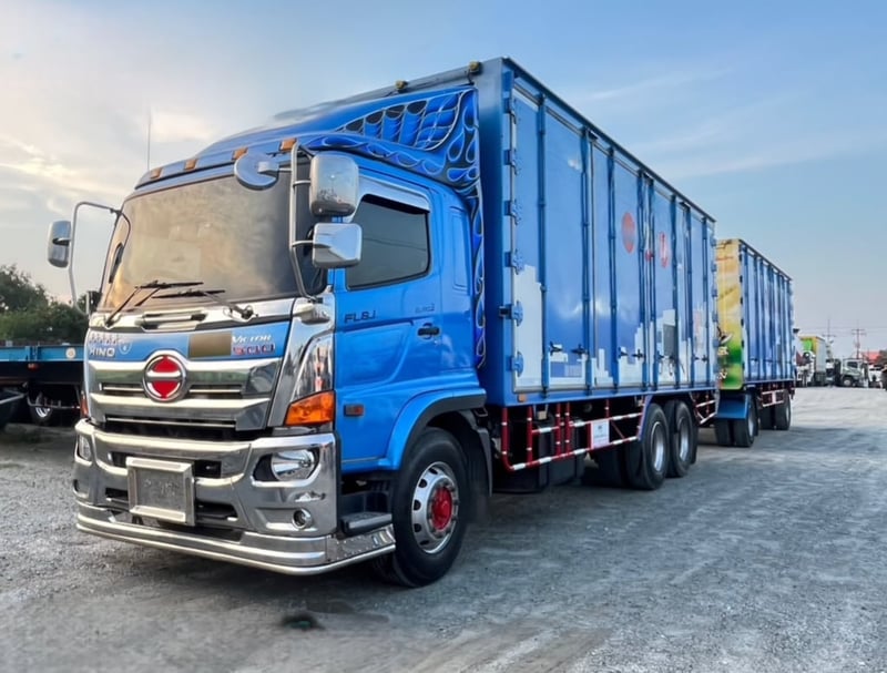 สิบล้อตู้สิบบานพ่วงแม่ลูก  Hino FL8J 260 แรงม้า ปี 65 (7642,7643)
