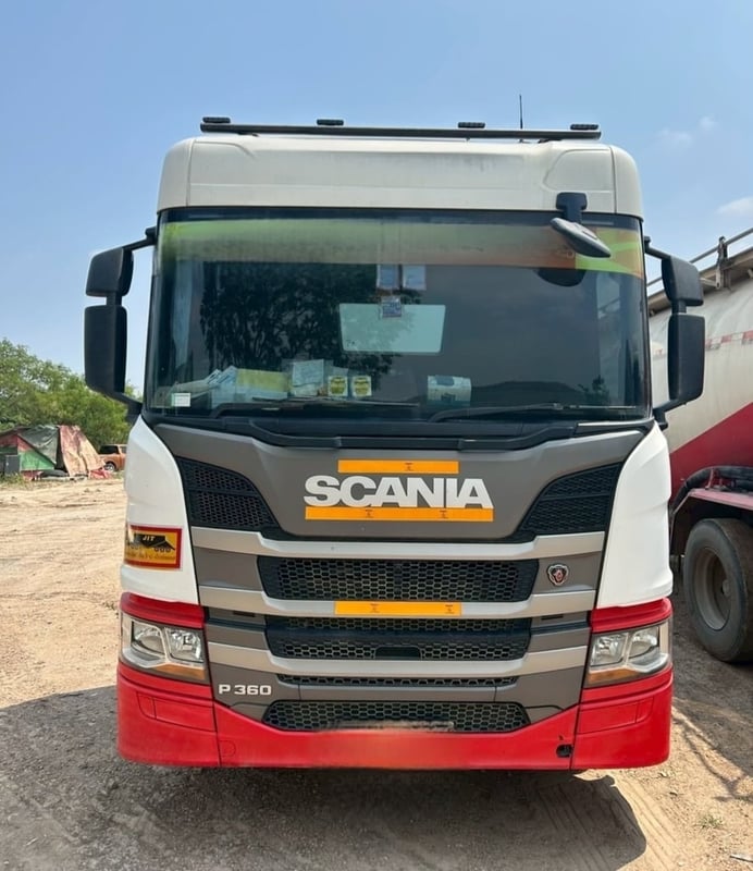 สิบล้อหัวลากเพลาเดียวยกล้อ Scania P360 แรงม้า ปี 63 (5875) สิบล้อหัวลากเพลาเดียวยกล้อ Scania P360 แรงม้า ปี 63 (5875)