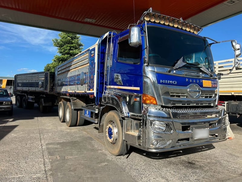 สิบล้อดั้มพ์  HINO FM1A 344 แรง ปี 66 + หางดั้มพ์ สามเพลา อู่ไทยมาวินกู๊ดทรัค  ปี 66 (5147 5148)