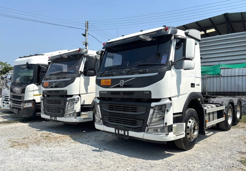 สิบล้อหัวลาก Volvo FM  440 แรงม้า ปี 60 (0248)