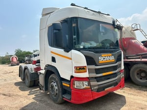 สิบล้อหัวลากเพลาเดียวยกล้อ Scania P360 แรงม้า ปี 63 (5875) สิบล้อหัวลากเพลาเดียวยกล้อ Scania P360 แรงม้า ปี 63 (5875)