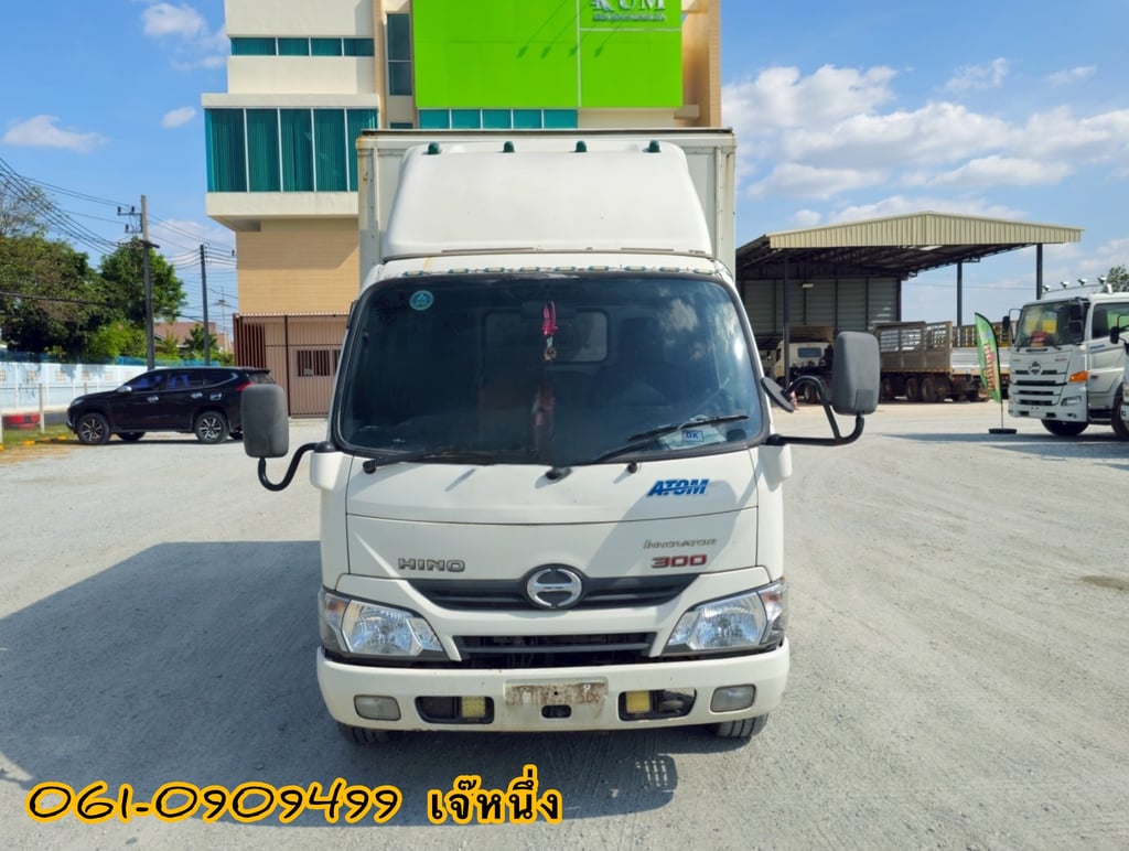 สี่ล้อตู้ทึบ HINO XZU 136 แรงม้า ปี 2565 (8111) สี่ล้อตู้ทึบ HINO XZU 136 แรงม้า ปี 2565 (8111)