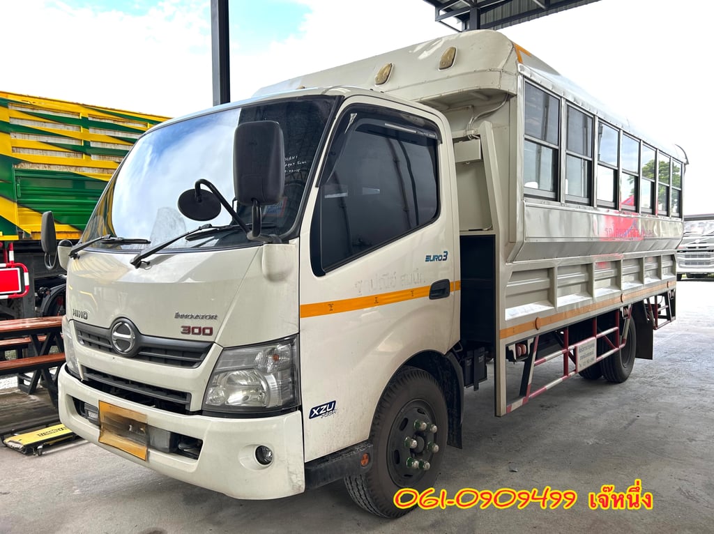 หกล้อโดยสาร Hino Xzu 150 แรงม้า ปี 2566 (2429) หกล้อโดยสาร Hino Xzu 150 แรงม้า ปี 2566 (2429)