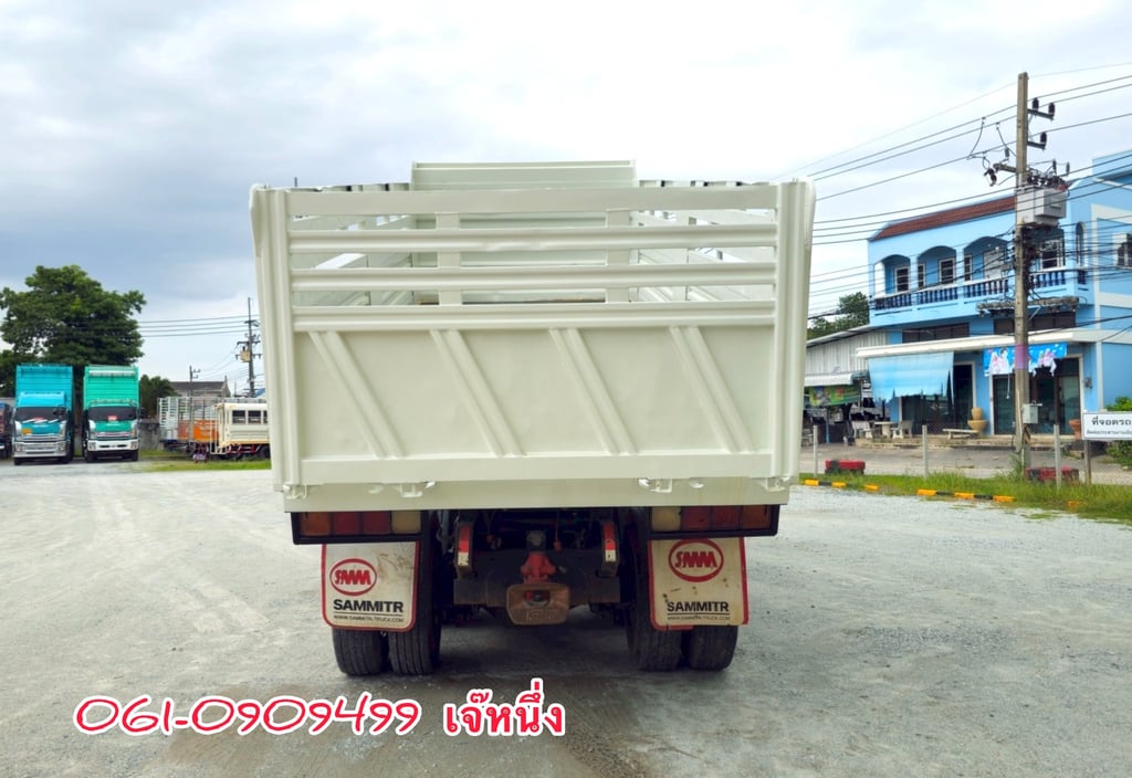 สิบล้อดั้มพ์ Hino Victor 344 แรงม้า ปี 2560 (2539) สิบล้อดั้มพ์ Hino Victor 344 แรงม้า ปี 2560 (2539)