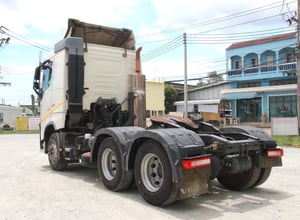 🔥 ขายตัด! 1,180,000 บาn  ☎️สนใจโทร. 061-0909499  สิบล้อหัวลากสองเพลา Volvo FH 440 แรงม้า ปี 58 (8454)