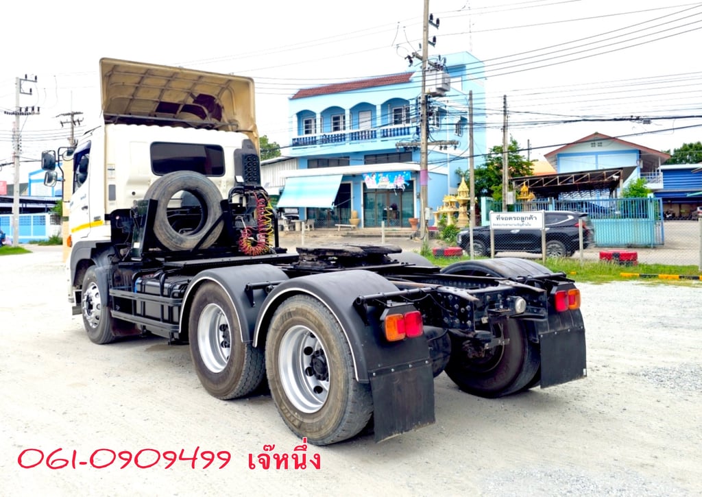 สิบล้อหัวลาก Hino Victor 344 แรงม้า ปี 59 (9030)