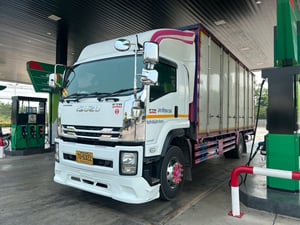 หกล้อสิบบาน ISUZU FTR 240 แรงม้า ปี 2565 (5322)