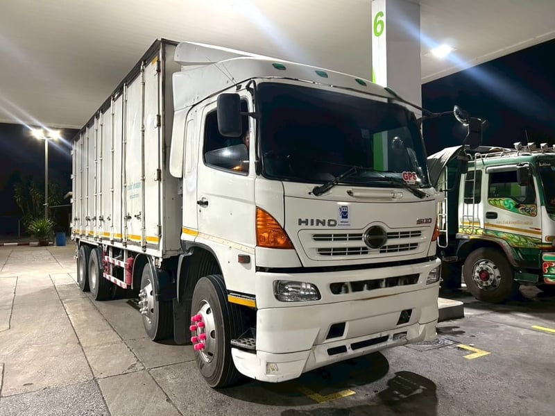 💥ด่วน Vายตัดราคาพิเศษ ‼️ ** เพียง 920,000 บาn**  สิบสองล้อแท้ตู้สิบบานสองเพลา  HINO GY2P 380 แรงม้า ปี 52 (7998)