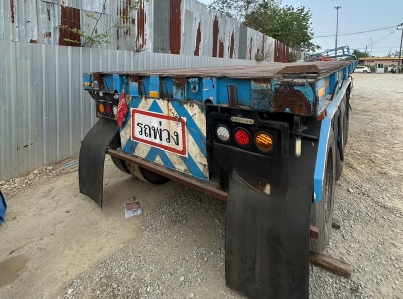 #Vาย หางพื้นเรียบสามเพลา  อู่ สามมิตร ปี 2558  หนัก 7.9 ตัน (6403)