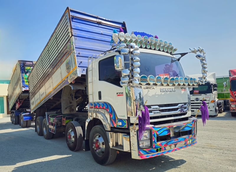 💥 Vายตัดราคาพิเศษ  **เพียง 1,830,000 บาm**  12 ล้อดั้มพ์พ่วงเกษตรชุดใหญ่ ISUZU FYH 360 แรงม้า ปี 2556 (2507,2508)