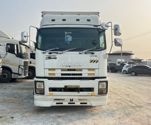 หกล้อสิบบาน ISUZU FTR 240 แรงม้า ปี 2557 (9785)