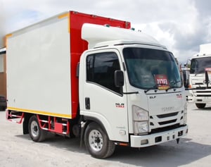 👉สี่ล้อตู้ทึบ ISUZU NLR  130 แรงม้า ปี 2565 (3710)