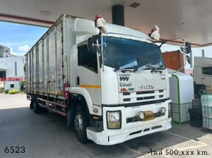 ‼️Vายตัด 860,000 บาn ☎️โทรเลยตอนนี้ 061-0909499 👉 หกล้อตู้สิบบาน ISUZU FTR 240 แรงม้า ปี 56 (6523) ‼️Vายตัด 860,000 บาn ☎️โทรเลยตอนนี้ 061-0909499 👉 หกล้อตู้สิบบาน ISUZU FTR 240 แรงม้า ปี 56 (6523)