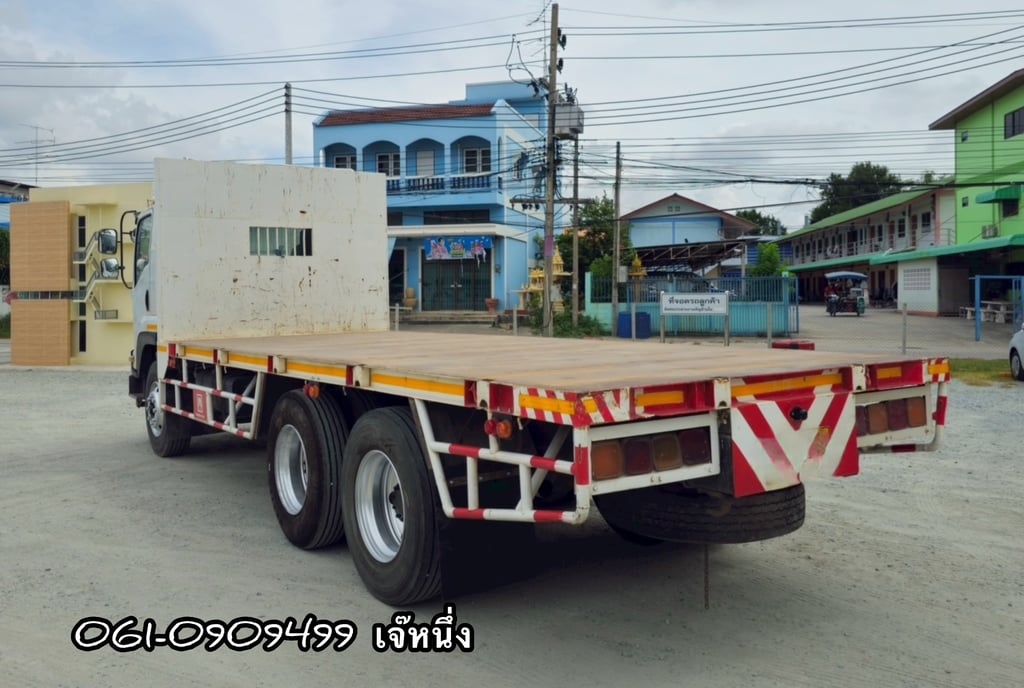 สิบล้อพื้นเรียบเพลาเดียว Isuzu Fvm 240 แรงม้า ปี 2556 (7288) สิบล้อพื้นเรียบเพลาเดียว Isuzu Fvm 240 แรงม้า ปี 2556 (7288)