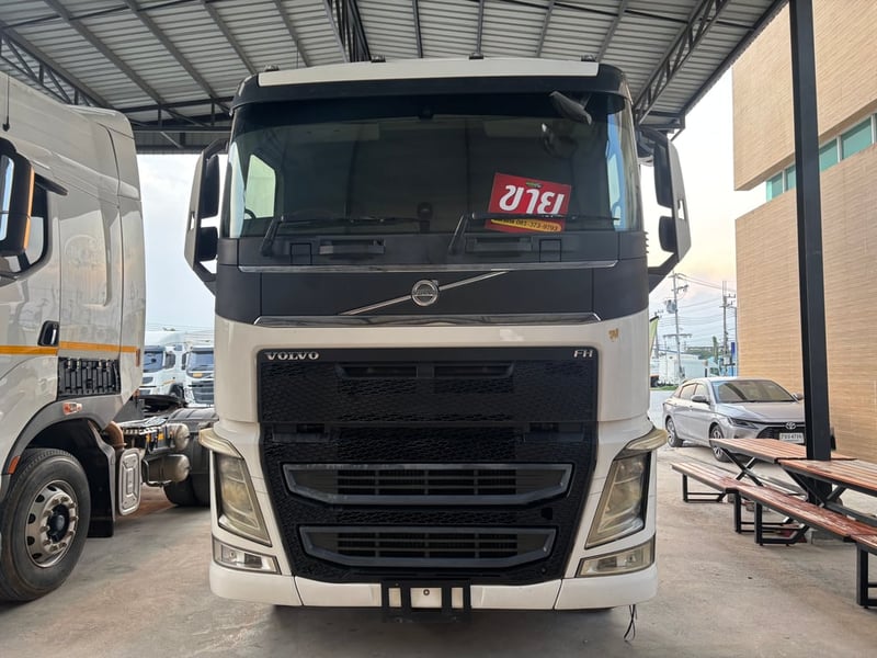 🔥 ขายตัด! ใครช้าคือพลาด ☎️สนใจโทร. 061-0909499 สิบล้อหัวลากสองเพลา Volvo FH 440 แรงม้า ปี 58 (8454) 🔥 ขายตัด! ใครช้าคือพลาด ☎️สนใจโทร. 061-0909499 สิบล้อหัวลากสองเพลา Volvo FH 440 แรงม้า ปี 58 (8454)
