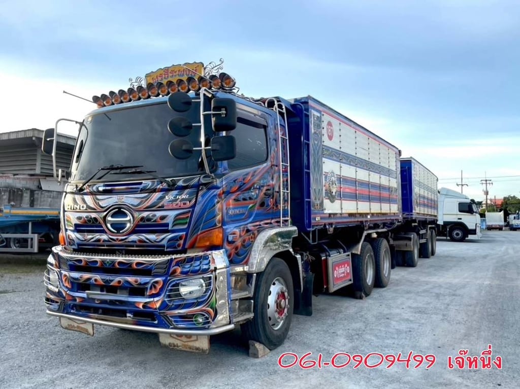สิบล้อดั้มพ์ Hino Victor 344 แรงม้า ปี 60 สิบล้อดั้มพ์ Hino Victor 344 แรงม้า ปี 60