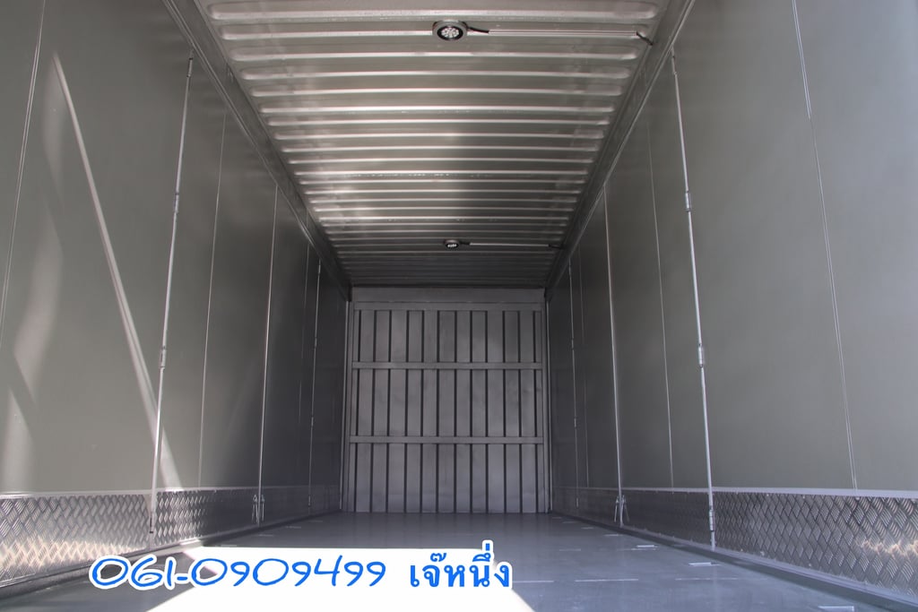 สิบล้อตู้สิบบาน Isuzu Fvm  240 แรงม้า ปี 2556 (4822)