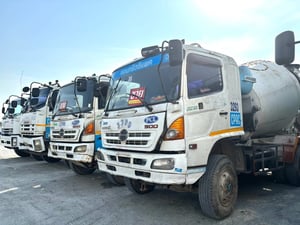 #Vาย สิบล้อโม่ปูน HINO FM1A 344 แรง ปี 56  ✔️โม่ 7 คิว LIEBHERR  💥Sาคา 1,020,000 บาn  #จัดไฟแนนซ์ได้ #เงินสดรวมVatแล้ว (9081,0741,0742)