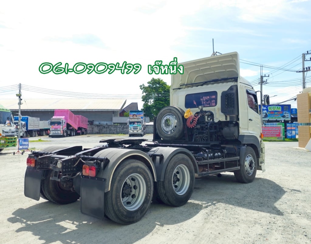 สิบล้อหัวลาก Hino Victor  344 แรงม้า ปี 59 (3875)