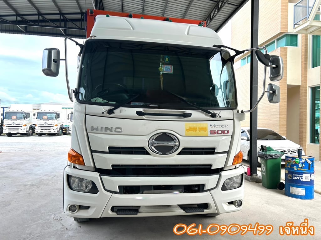 🔥โปรขั้นบันได ยิ่งซื้อยิ่งลด  หกล้อตู้สิบบาน Hino Victor  240 แรงม้า ปี 2563 (7734)