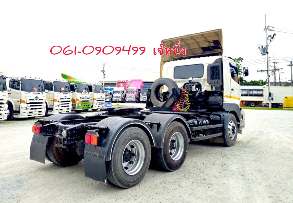 สิบล้อหัวลาก Hino Victor 344 แรงม้า ปี 59 (9030)