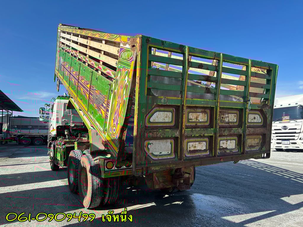 สิบล้อดั้มพ์พ่วง Hino Victor 344 แรงม้า ปี 2559 (5045) สิบล้อดั้มพ์พ่วง Hino Victor 344 แรงม้า ปี 2559 (5045)
