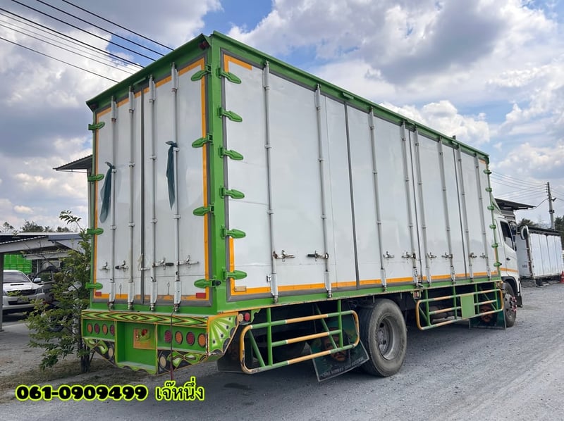 หกล้อตู้สิบบาน HINO FG8J  212 แรงม้า ปี 55 (3820)