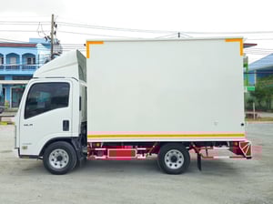 สี่ล้อตู้ทึบ ISUZU NLR  130 แรงม้า ปี 2563 (2632)