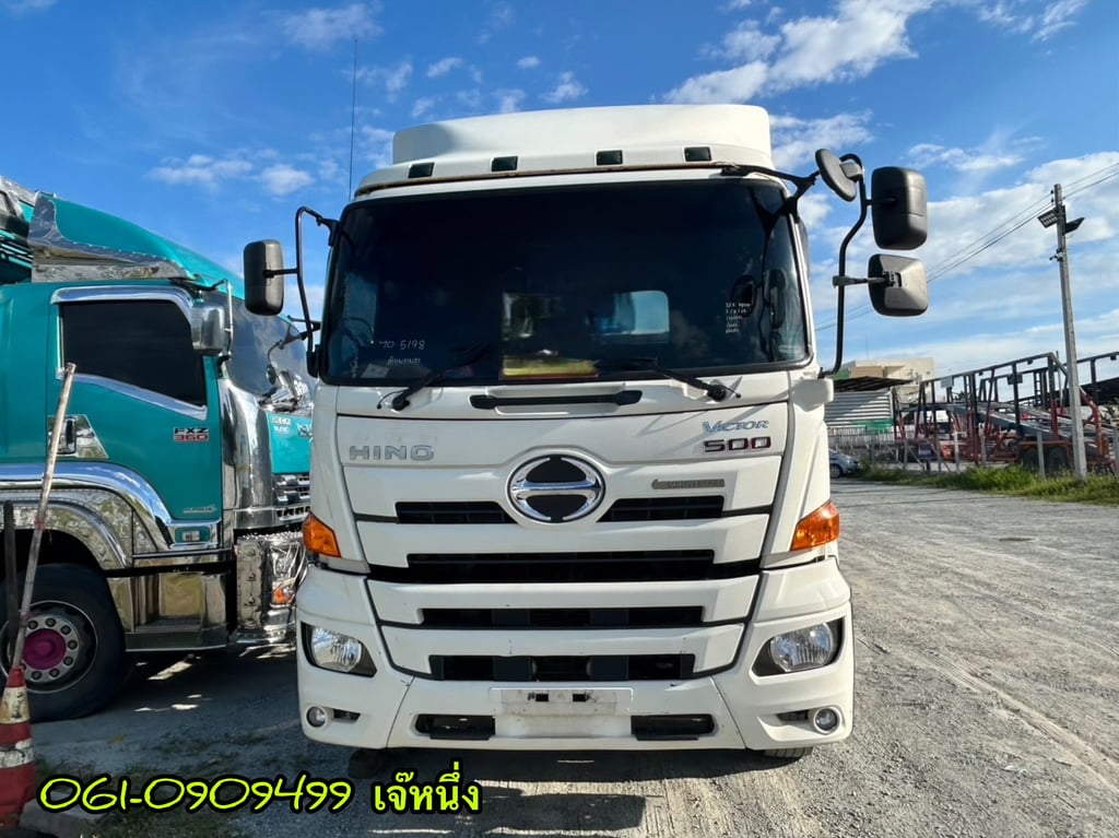 สิบล้อหัวลาก Hino Victor 344 แรงม้า ปี 65 (5198) สิบล้อหัวลาก Hino Victor 344 แรงม้า ปี 65 (5198)