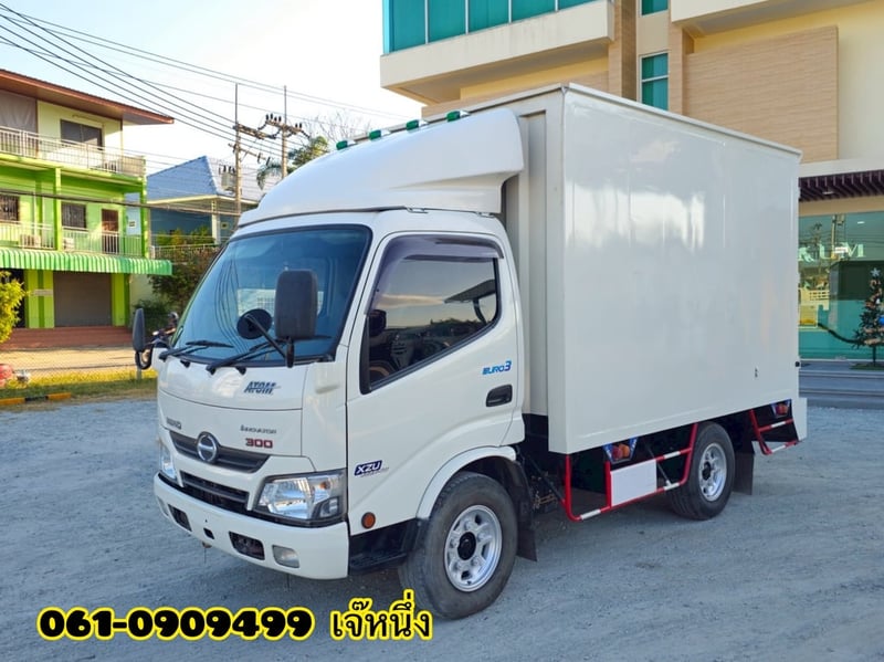 👉สี่ล้อตู้ทึบ HINO XZU 136 แรงม้า ปี 2565 (6121)