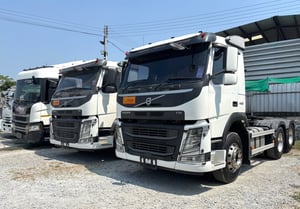 💥ด่วน Vายตัดราคาพิเศษ ‼️ **เริ่มต้นเพียง 950,000 บาm**  สิบล้อหัวลาก VOLVO FM  440 แรงม้า ปี 2560 (0248)