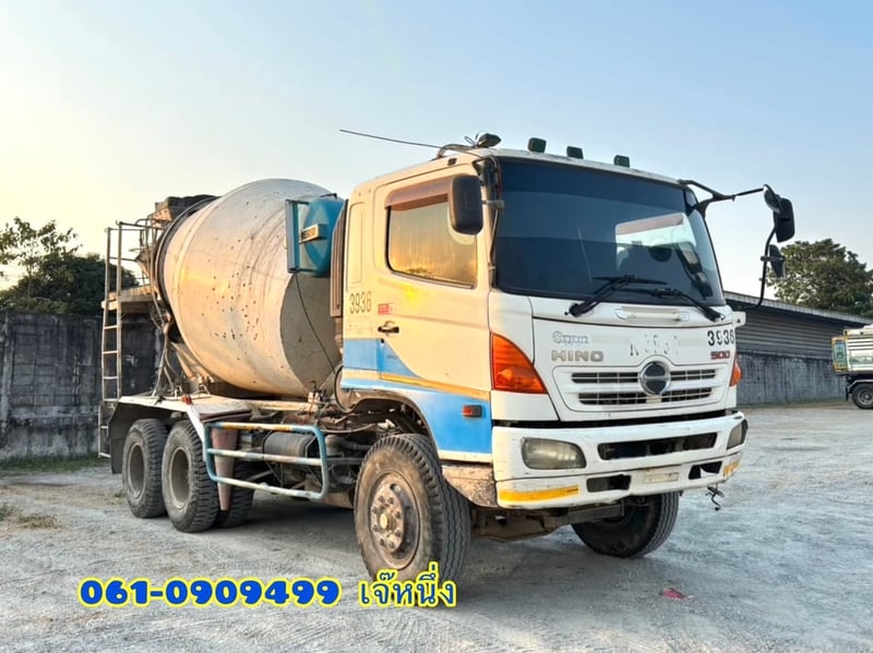 สิบล้อโม่ปูน HINO FM1A 330 แรงม้า ปี 2555 (1281) สิบล้อโม่ปูน HINO FM1A 330 แรงม้า ปี 2555 (1281)