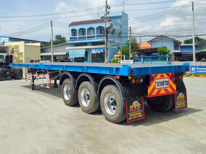 หางพื้นเรียบสามเพลา อู่ WAFA ปี 2565 (8655) หางพื้นเรียบสามเพลา อู่ WAFA ปี 2565 (8655)
