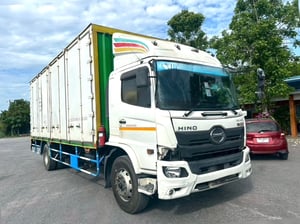 🔥 ขายตัด! ใครช้าคือพลาด ☎️โทรเลยตอนนี้ 061-09094999 หกล้อตู้สิบบาน HINO FG8J 240 แรงม้า ปี 59 (3446) 🔥 ขายตัด! ใครช้าคือพลาด ☎️โทรเลยตอนนี้ 061-09094999 หกล้อตู้สิบบาน HINO FG8J 240 แรงม้า ปี 59 (3446)