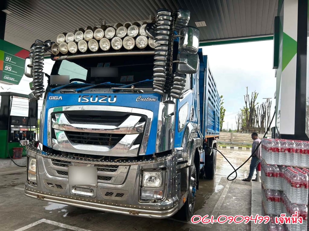 สิบล้อดั้มพ์ Isuzu Fxz 360 แรงม้า ปี 2565 (1694) สิบล้อดั้มพ์ Isuzu Fxz 360 แรงม้า ปี 2565 (1694)