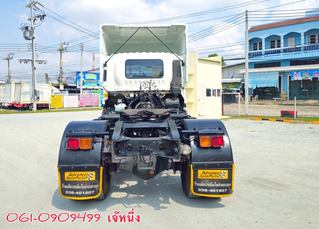 หกล้อหัวลาก Isuzu Ftr  240 แรงม้า ปี 2563 (7542)