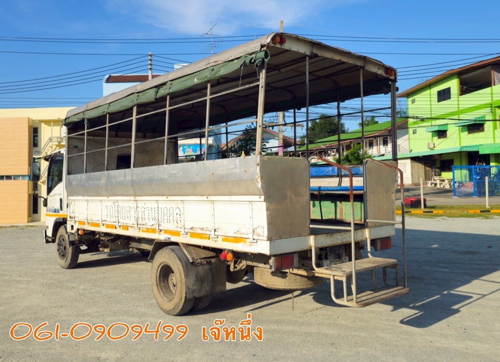 หกล้อโดยสาร ISUZU NPR 150 แรงม้า ปี 2554 (6452)