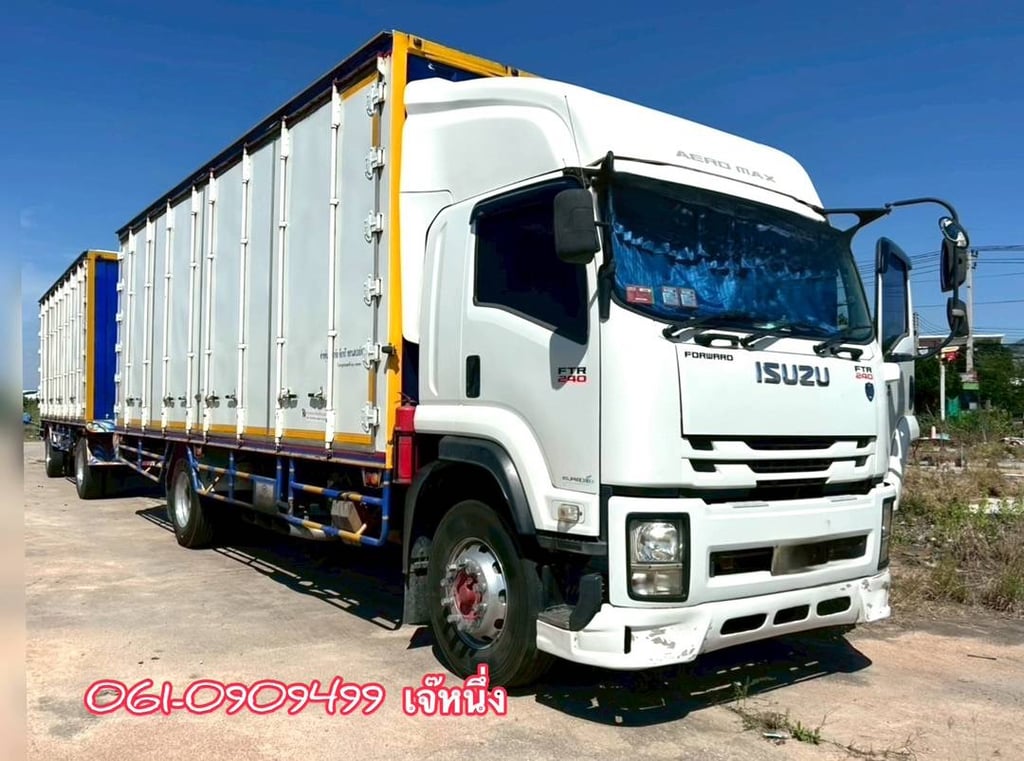 หกล้อตู้สิบบาน ISUZU FTR 240 แรงม้า 2560 (2244,2245) หกล้อตู้สิบบาน ISUZU FTR 240 แรงม้า 2560 (2244,2245)