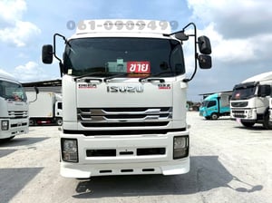 🔥ของดีมีคันเดียว สาวก 360  แรงจัด ประหยัดจริง‼️  👉สิบล้อหัวลาก ISUZU GXZ  360 แรงม้า ปี 64 (2133) ✔️เครื่องเดิม,เกียร์เดิม ✔️มือเดียวป้ายแดง,ไม่มีชนหนัก  ➖➖➖➖➖➖➖➖  ☎️ โทร. 061-0909499 หนึ่งค่ะ   **ขอเน้นโทรนะคะ** . #รถบรรทุกมือสอง #สิบล้อหัวลาก  #ISUZU #GXZ #360แรงม้า