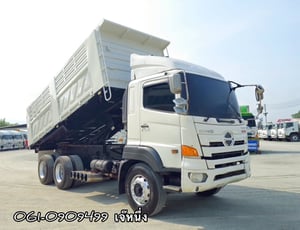 สิบล้อดั้มพ์ Hino Victor 344 แรงม้า ปี 2559 (3775) สิบล้อดั้มพ์ Hino Victor 344 แรงม้า ปี 2559 (3775)