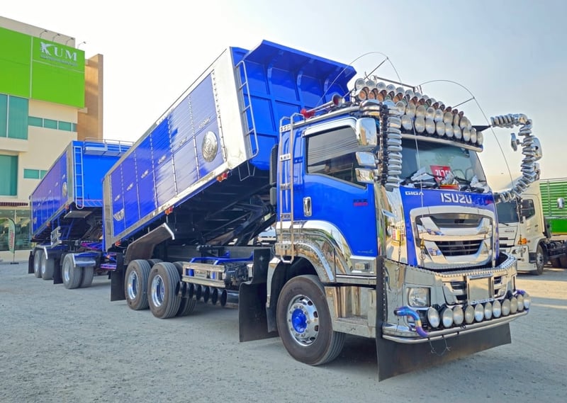 💥Vายตัดราคาพิเศษ รีบเลย‼️ สิบล้อดั้มพ์พ่วง Isuzu Fxz 360 แรงม้า ปี 2566(5236)