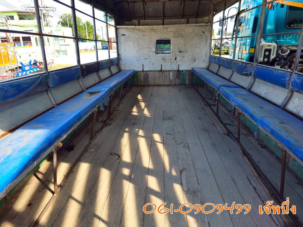 หกล้อโดยสาร ISUZU NPR 150 แรงม้า ปี 2554 (6452)