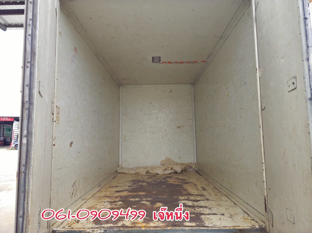 สี่ล้อตู้ Hino XZU 136 แรง ปี 2561 (4583) สี่ล้อตู้ Hino XZU 136 แรง ปี 2561 (4583)