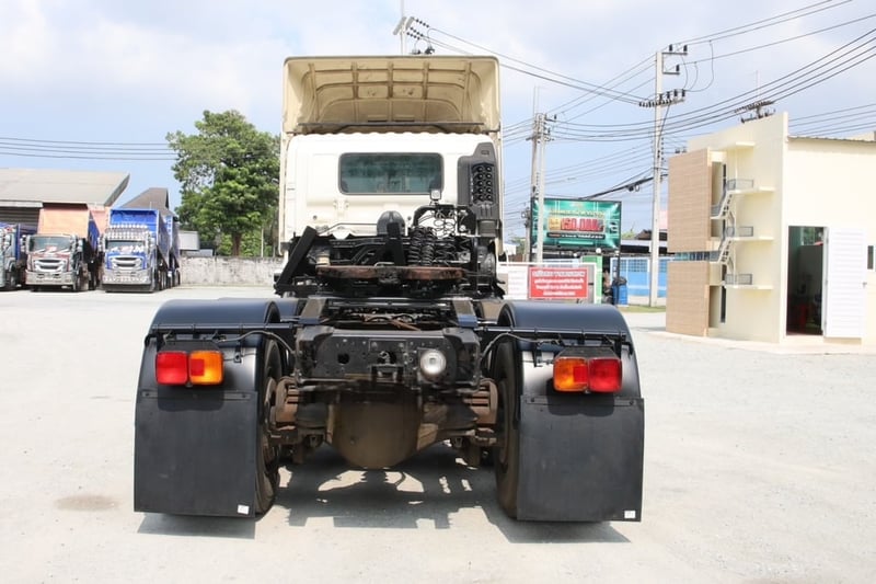 สิบล้อหัวลาก Hino Victor  344 แรงม้า ปี 64 (3704) ✔️ยางใหม่ 10 เส้น  ✔️เครื่องเดิม เกียร์เดิม   ไม่มีชนหนัก ➖➖➖➖➖➖➖➖  📞สนใจโทร.061-0909499 เจ๊หนึ่ง **ขอเน้นโทรนะคะ** . #รถบรรทุกมือสอง #สิบล้อหัวลาก  #Hino #FM1A #344แรงม้า   #เจ๊หนึ่งรถบรรทุกมือสอง