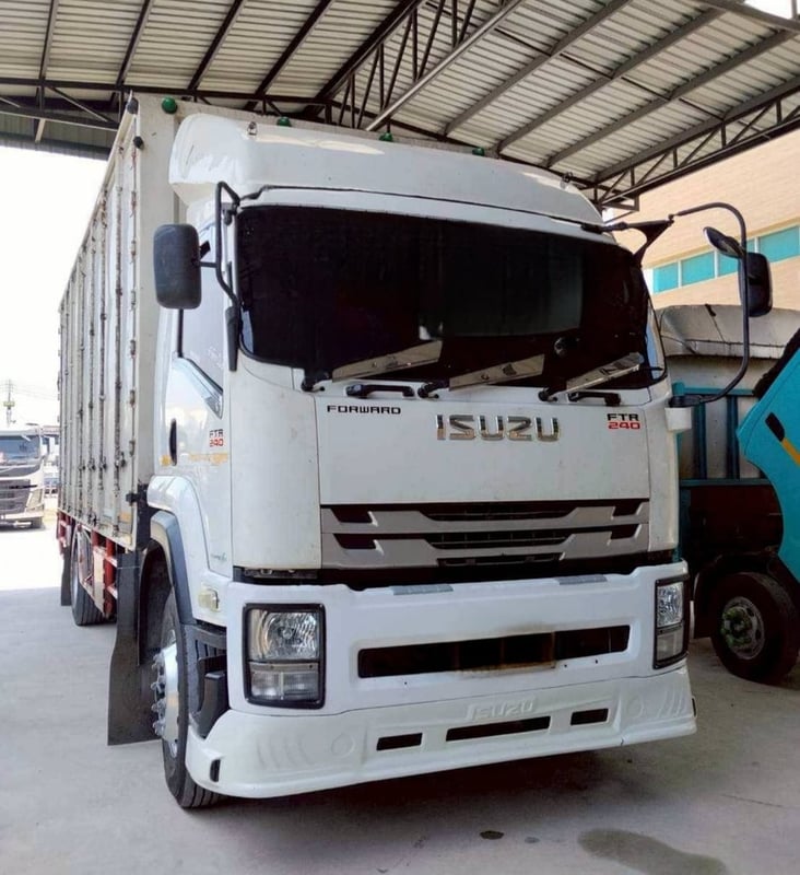 หกล้อสิบบาน ISUZU FTR 240 แรงม้า ปี 2561 (0510)