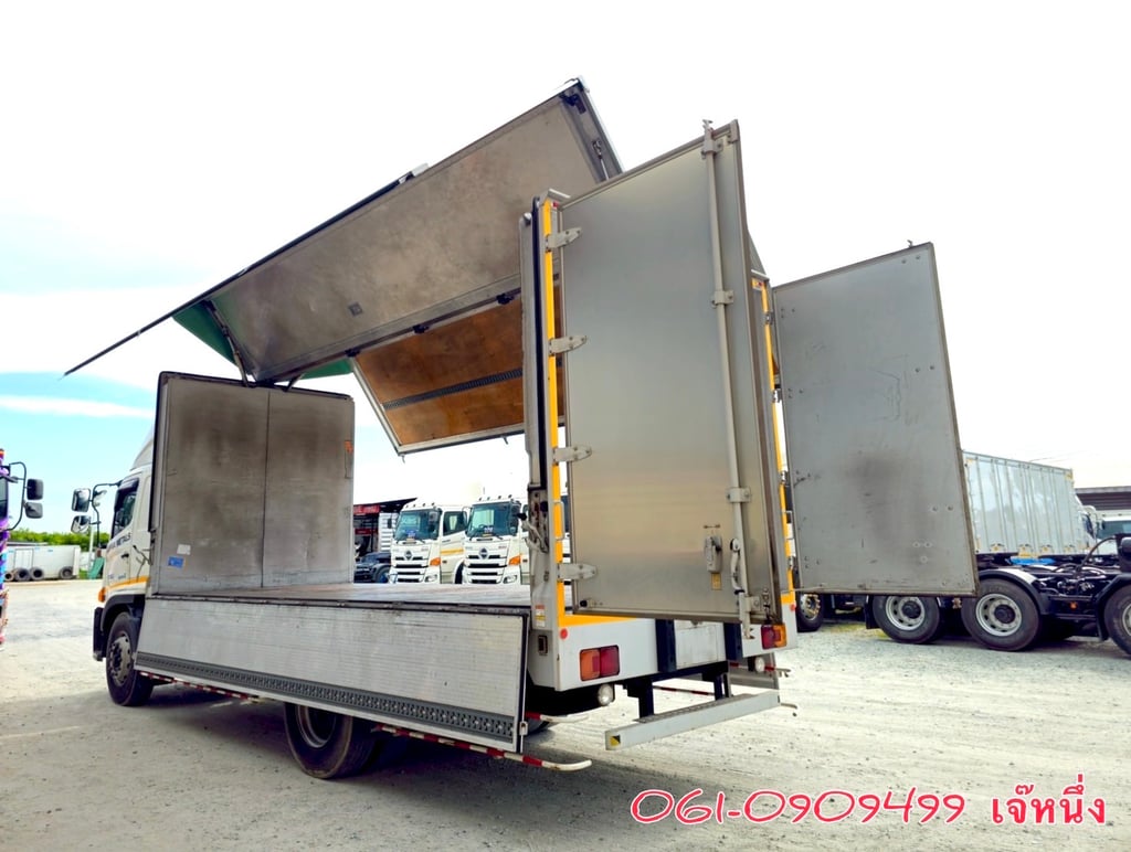 “ ตู้ทึบเปิดรอบคัน! “ หกล้อตู้ Hino FG8J  240 แรงม้า ปี 2563 (3995)