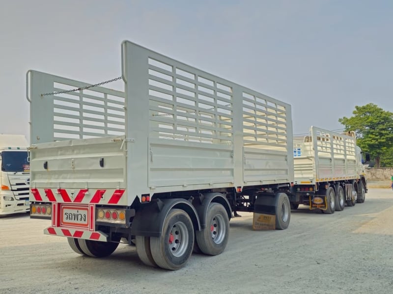 12 ล้อกระบะคอกพร้อมหาง VOLVO FM 440 แรงม้า ปี 2556 (2894,6467)