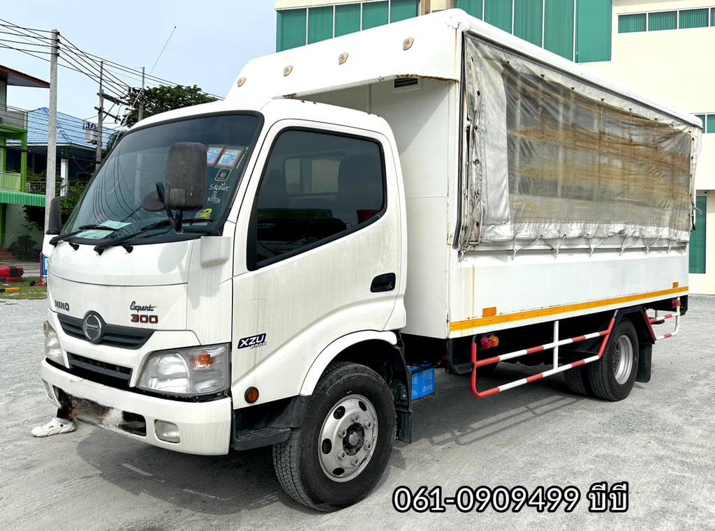 รถโดยสาร Hino XZU 150 แรงม้า ปี 2557 (0756)
